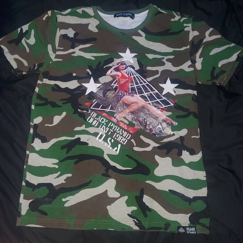 Black Pyramid  Camo